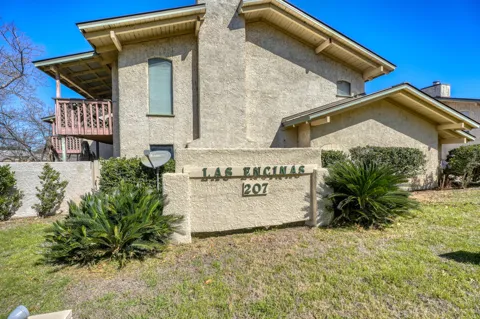 207 Hi Circle N Street #105 A&B
