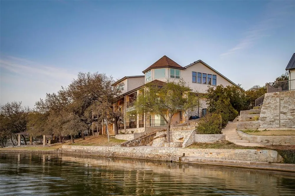 5010 Comanche Vista Court De Cordova, TX 76049
