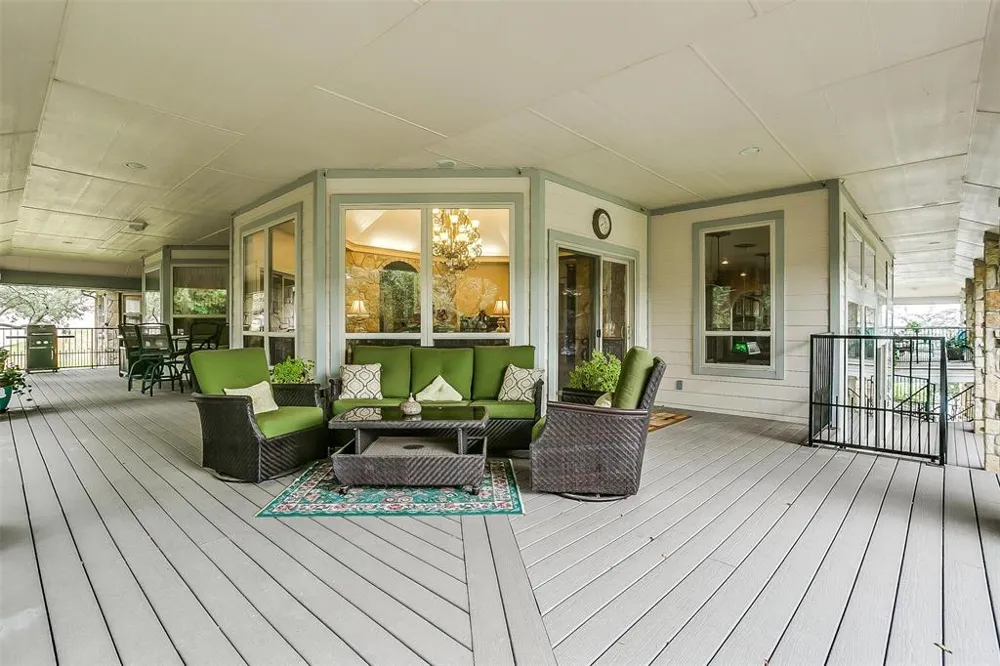 5010 Comanche Vista Court De Cordova, TX 76049