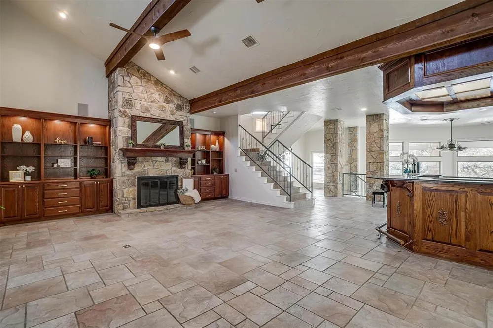 5010 Comanche Vista Court De Cordova, TX 76049