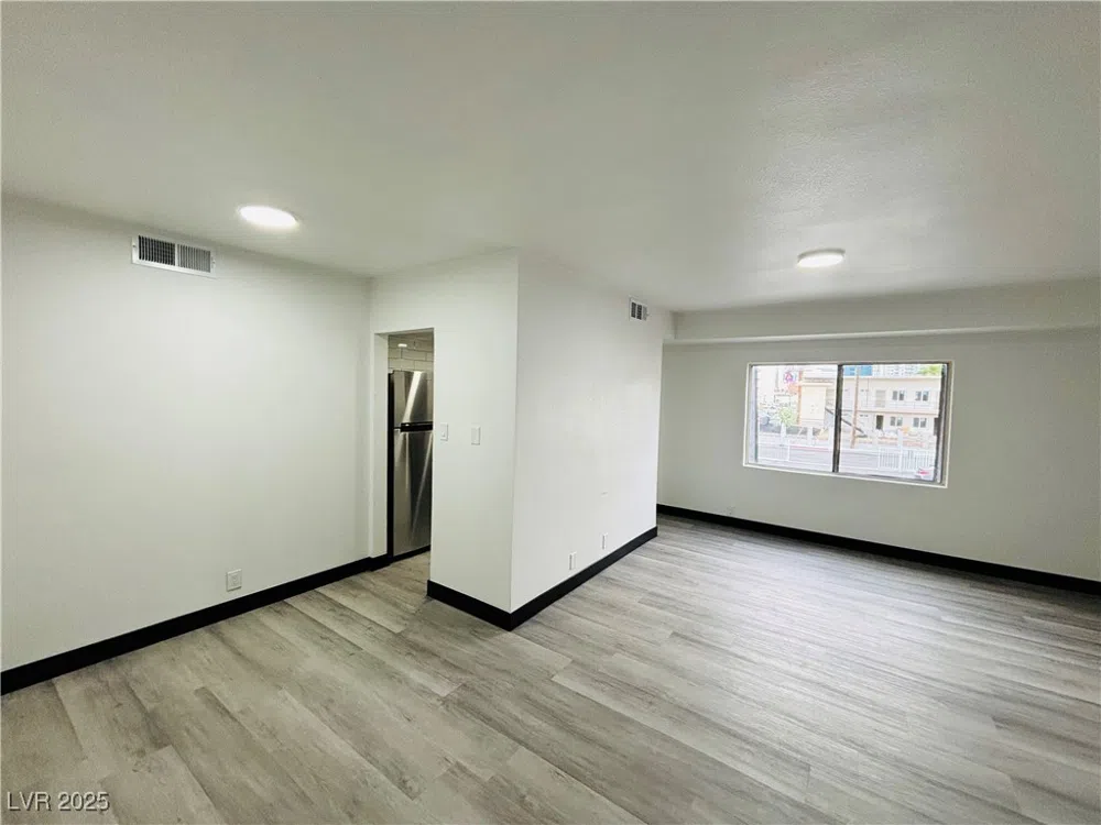 1922 Fairfield Avenue #211 Las Vegas, NV 89102