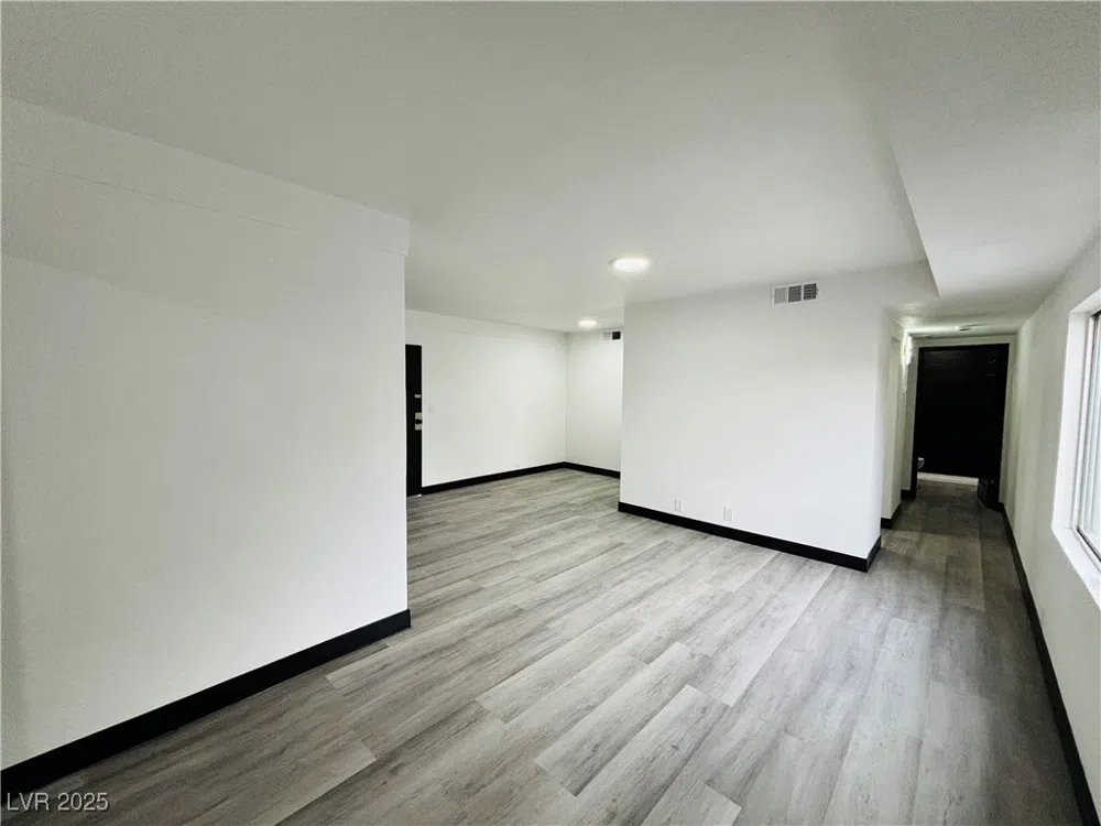 1922 Fairfield Avenue #211 Las Vegas, NV 89102