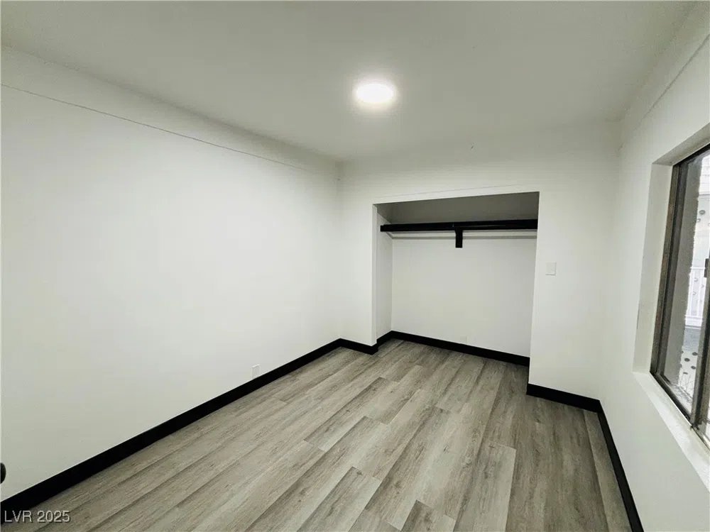 1922 Fairfield Avenue #211 Las Vegas, NV 89102