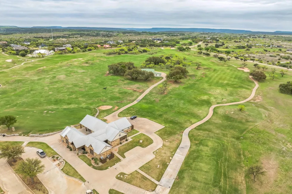 52 Carnoustie Drive Graford, TX 76449