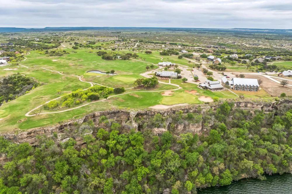 52 Carnoustie Drive Graford, TX 76449