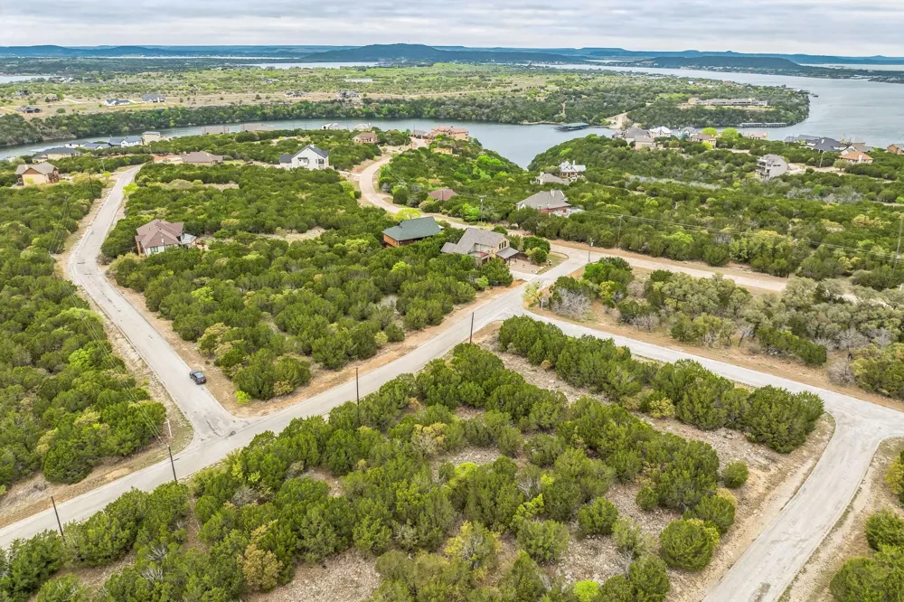 52 Carnoustie Drive Graford, TX 76449