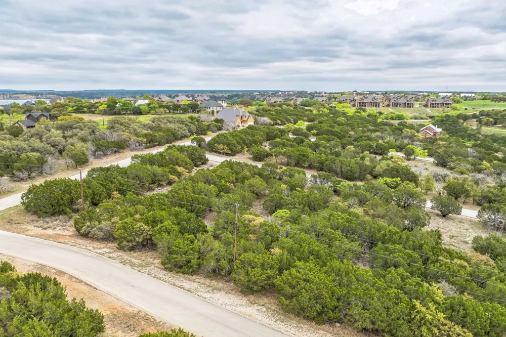 52 Carnoustie Drive Graford, TX 76449