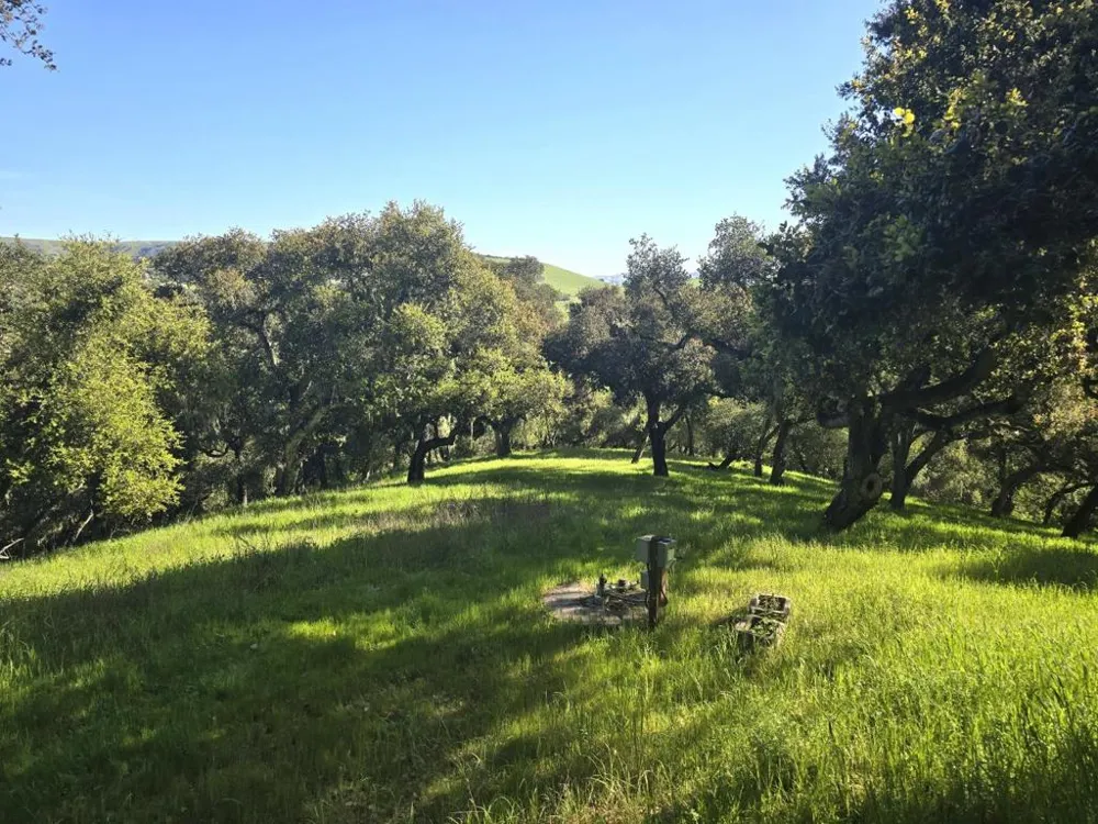 16 SLEEPY HOLLOW DRIVE Carmel Valley, CA 93924