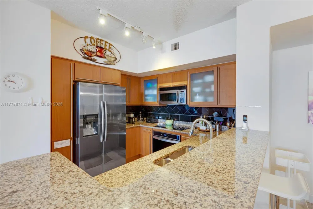 2080 S Ocean Dr #PH9 Hallandale Beach, FL 33009