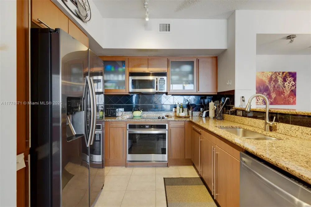 2080 S Ocean Dr #PH9 Hallandale Beach, FL 33009