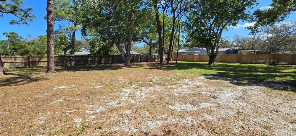 13296 98TH AVENUE Seminole, FL 33776