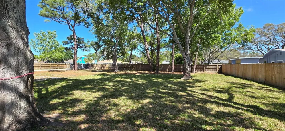 13296 98TH AVENUE Seminole, FL 33776