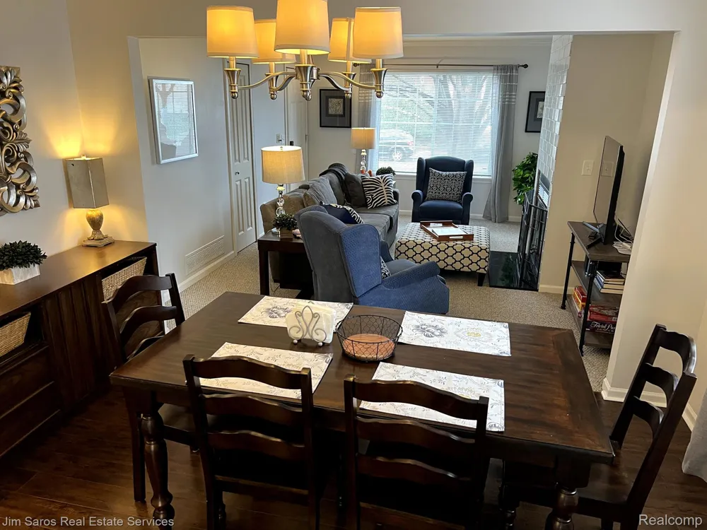 906 NEFF ROAD Grosse Pointe City, MI 48230