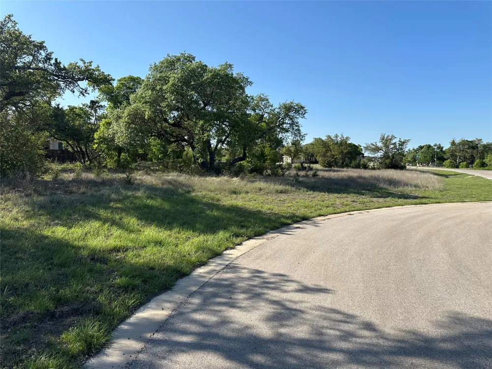 2204 Live Oak Road Leander, TX 78641