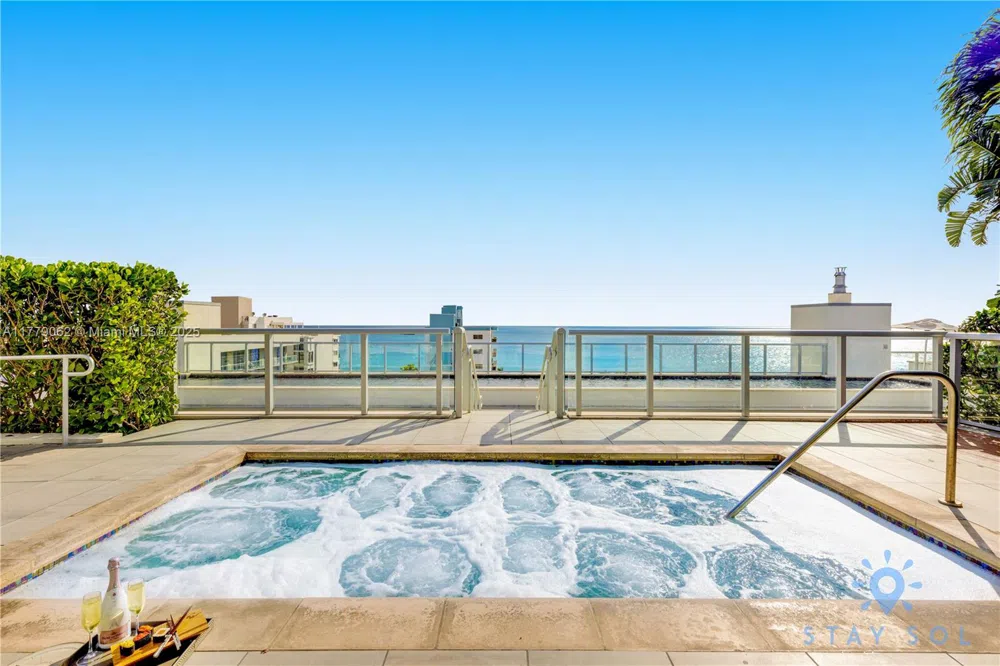 777 Ocean Dr #S503 Hollywood, FL 33019