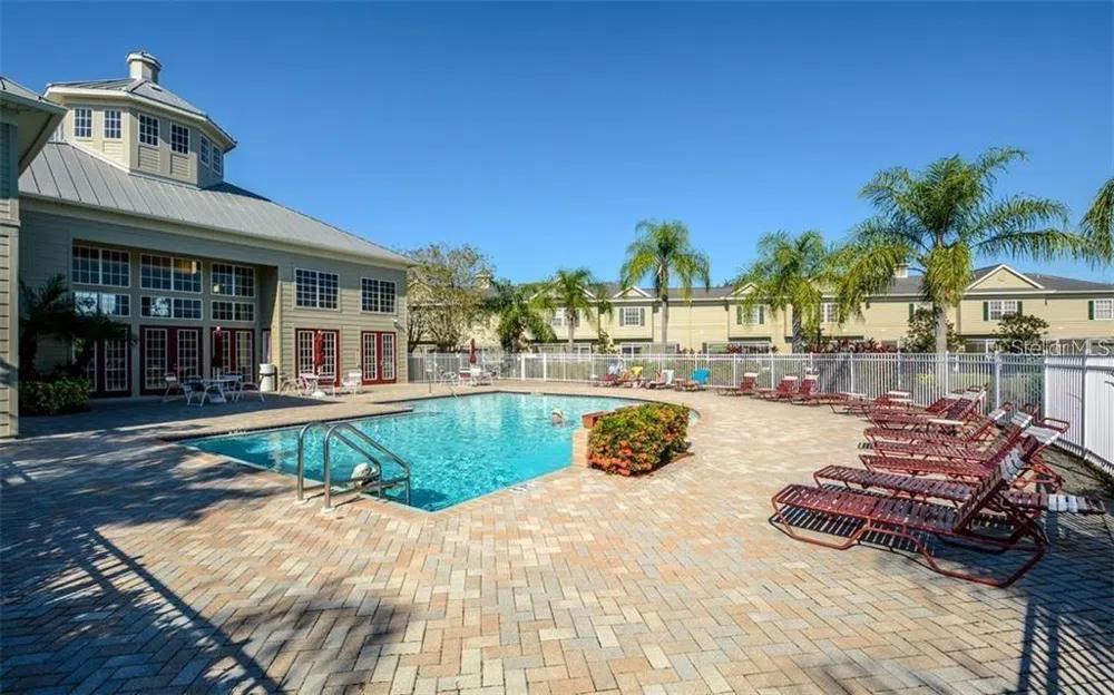 7685 PLANTATION CIRCLE #B University Park, FL 34201
