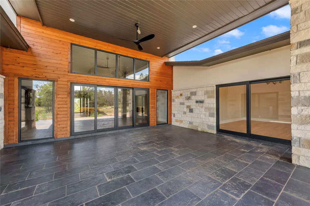 6507 Ranch Rd 962 W Round Mountain, TX 78663