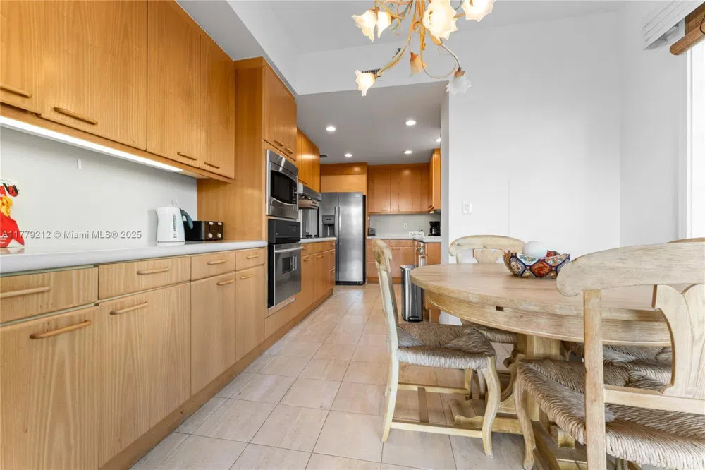 19112 Fisher Island Dr #19112 Miami Beach, FL 33109