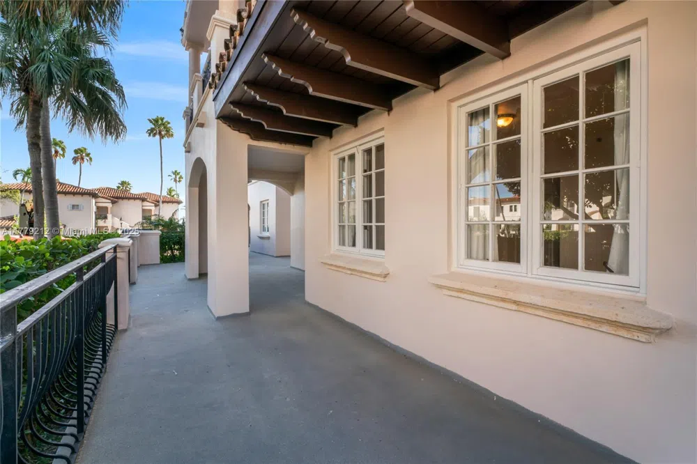 19112 Fisher Island Dr #19112 Miami Beach, FL 33109