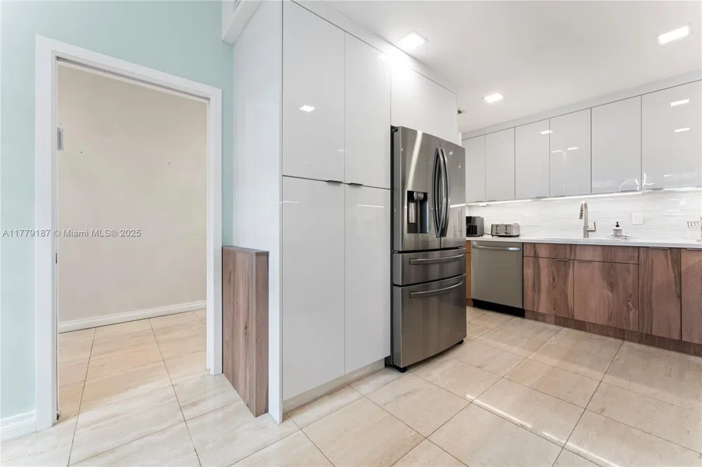 19133 Fisher Island Dr #19133 Miami Beach, FL 33109
