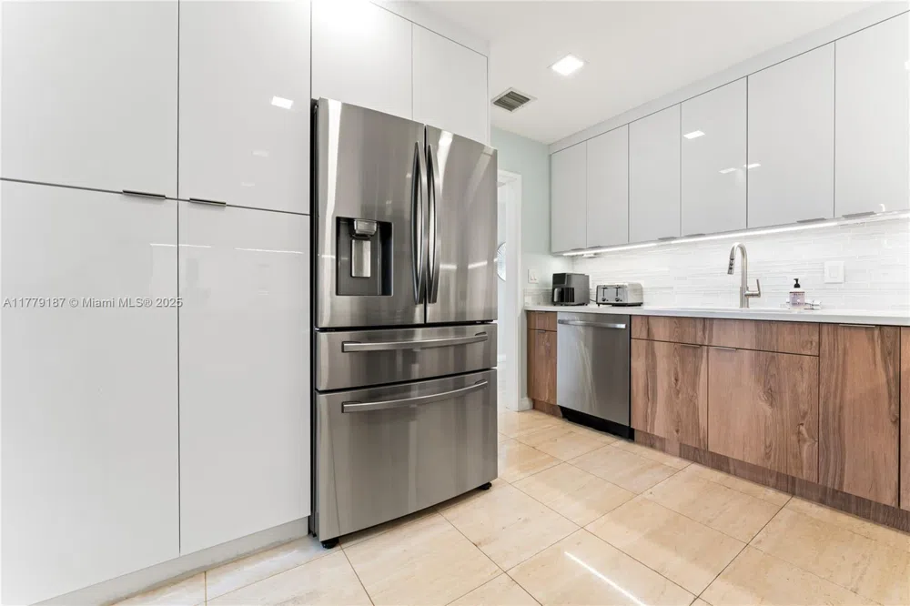 19133 Fisher Island Dr #19133 Miami Beach, FL 33109