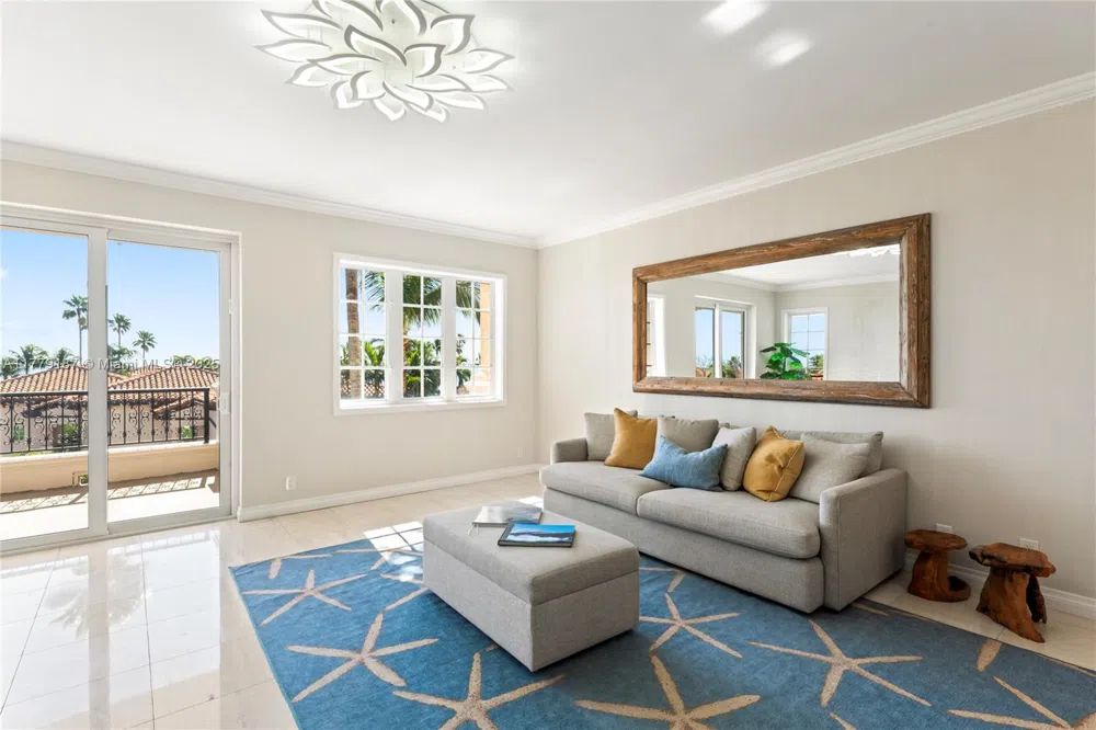 19133 Fisher Island Dr #19133 Miami Beach, FL 33109