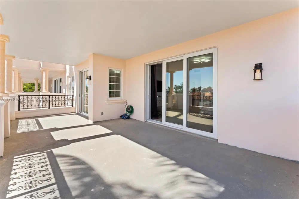 19133 Fisher Island Dr #19133 Miami Beach, FL 33109