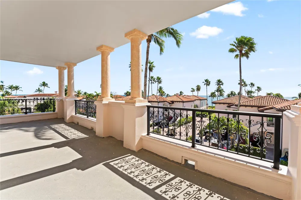 19133 Fisher Island Dr #19133 Miami Beach, FL 33109