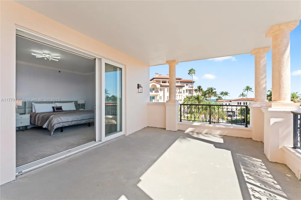 19133 Fisher Island Dr #19133 Miami Beach, FL 33109