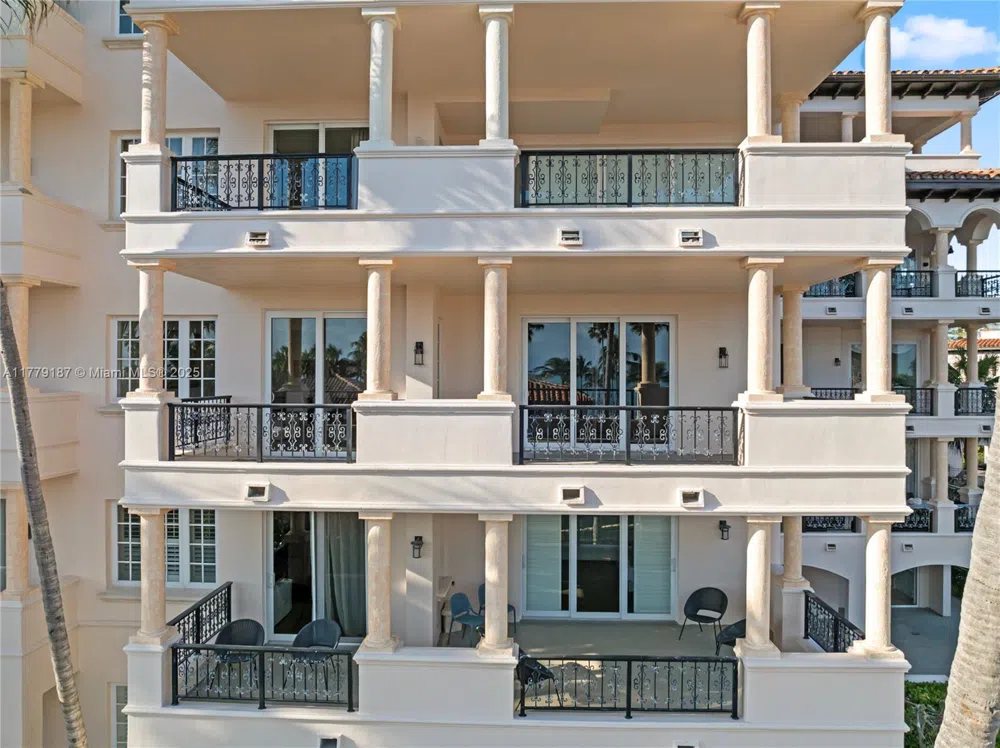 19133 Fisher Island Dr #19133 Miami Beach, FL 33109