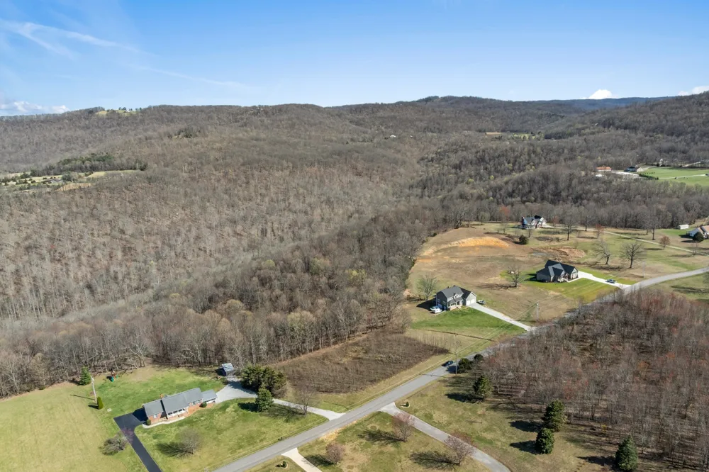 34 Brotherton Dr Cookeville, TN 38506