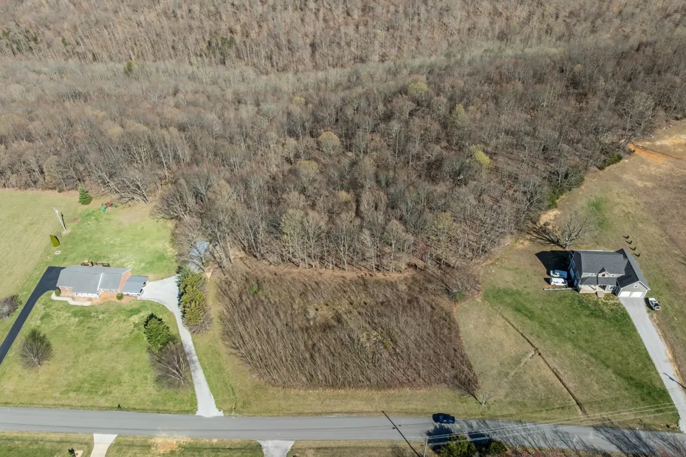 34 Brotherton Dr Cookeville, TN 38506