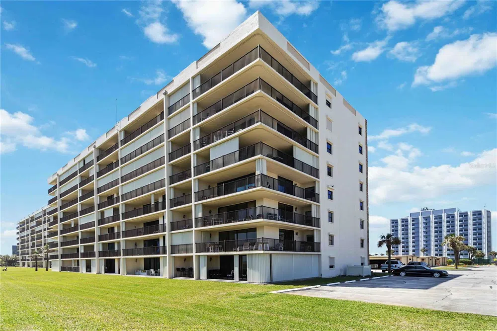 1890 ATLANTIC AVENUE #A403 Cocoa Beach, FL 32931