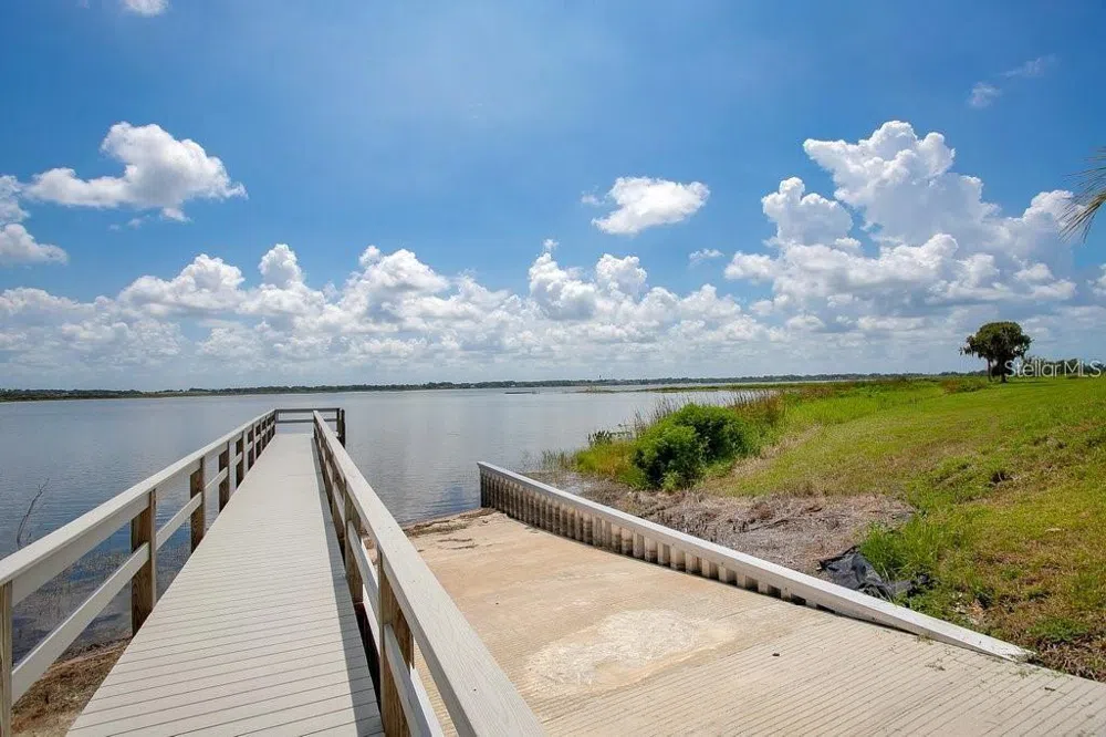 402 WATERFERN TRAIL DRIVE Auburndale, FL 33823