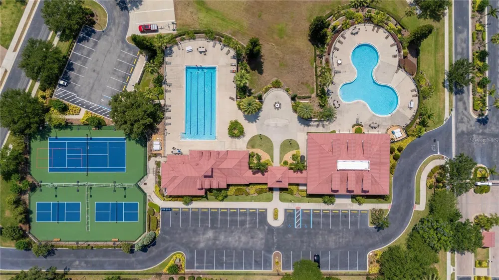 402 WATERFERN TRAIL DRIVE Auburndale, FL 33823