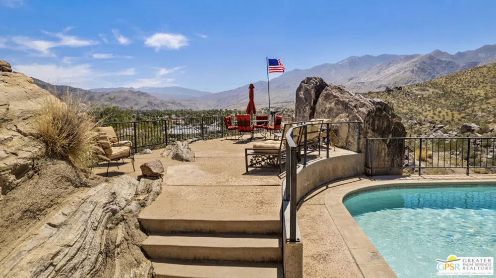 3000 Cahuilla Hills Drive Palm Springs, CA 92264