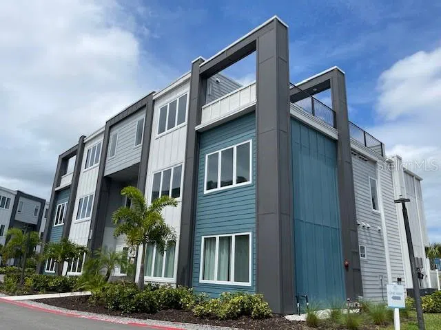 7770 SANDY RIDGE DRIVE #145 Reunion, FL 34747