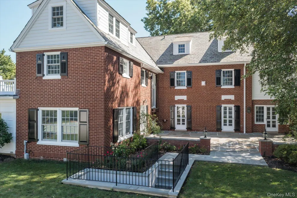 67 3rd Street Garden City, NY 11530
