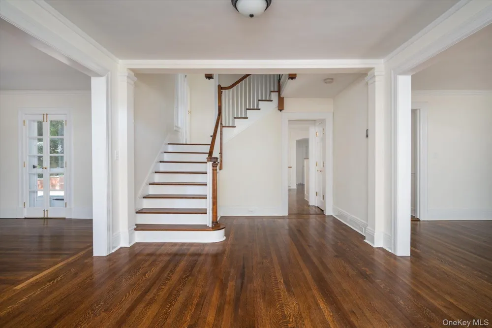 67 3rd Street Garden City, NY 11530