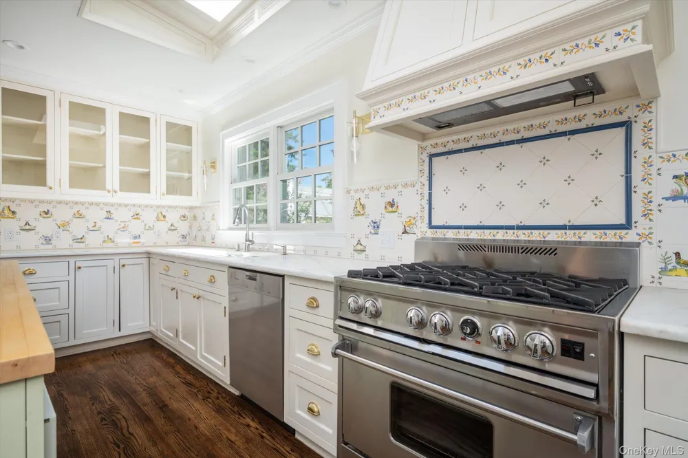 67 3rd Street Garden City, NY 11530