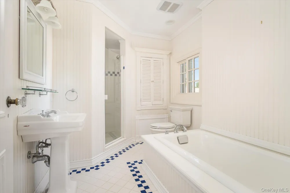 67 3rd Street Garden City, NY 11530