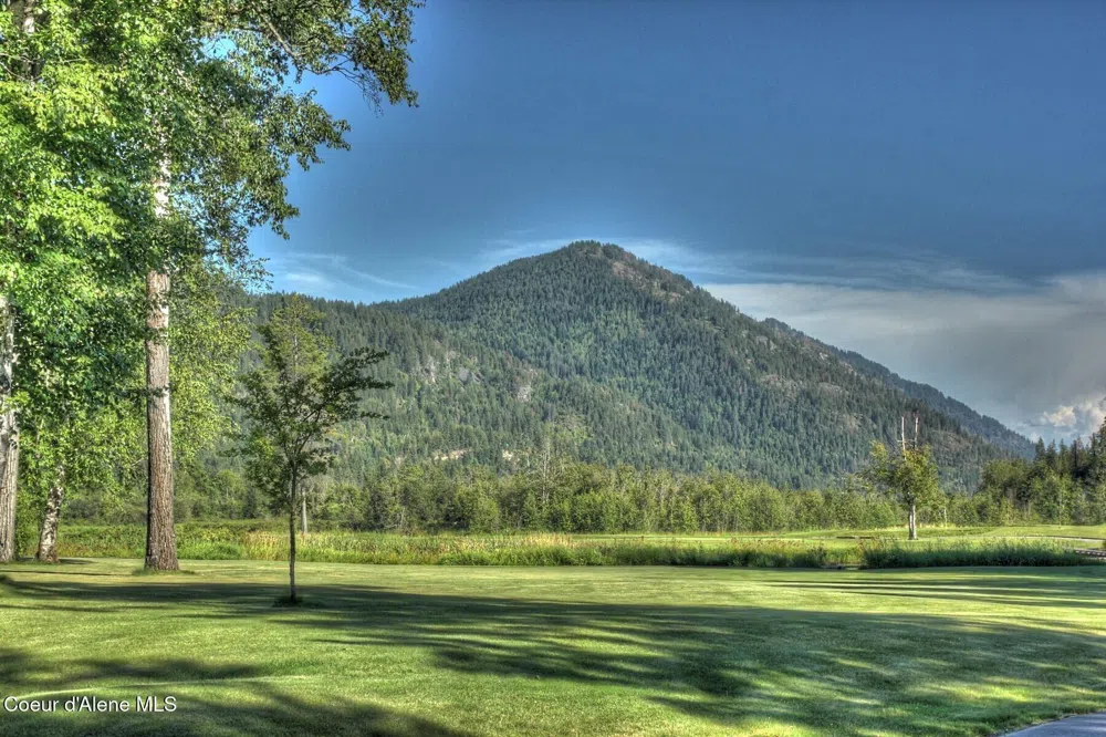 101 Green Monarch Lane Sandpoint, ID 83864