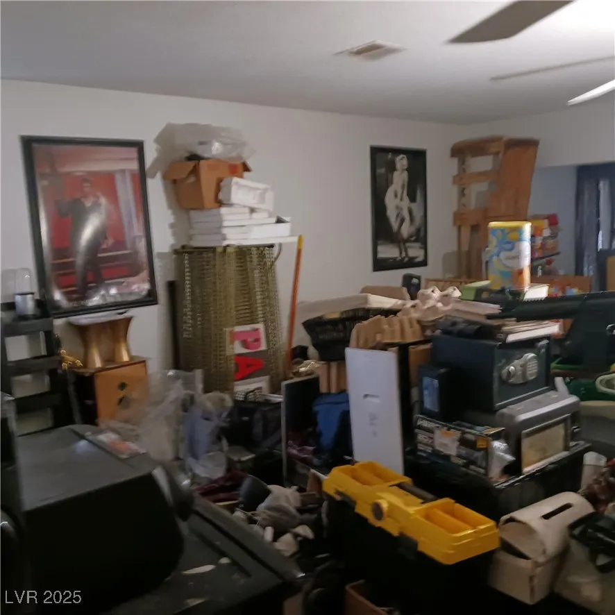 5324 Del Monte Avenue Las Vegas, NV 89146