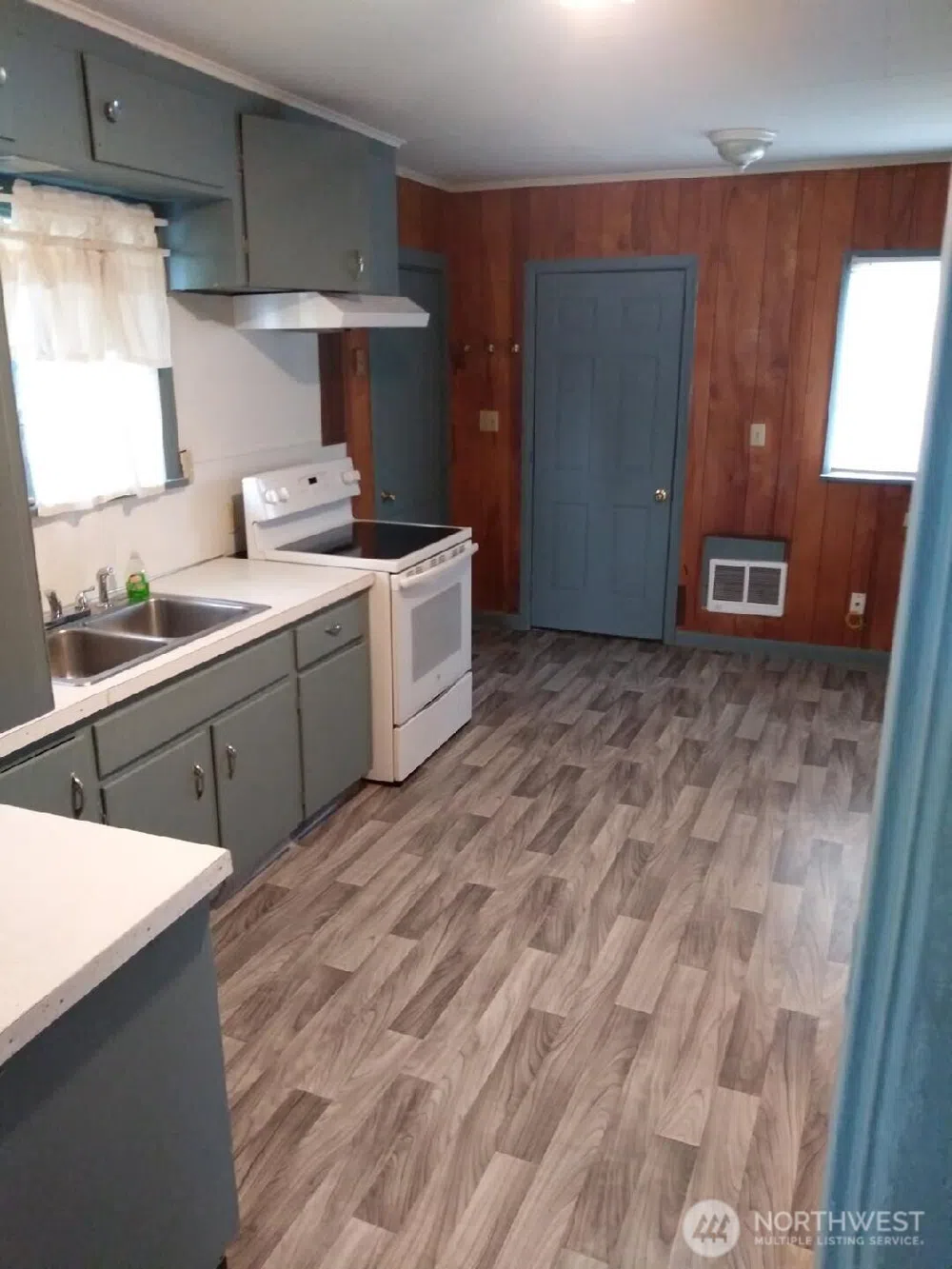 3025 Simpson Avenue Hoquiam, WA 98550