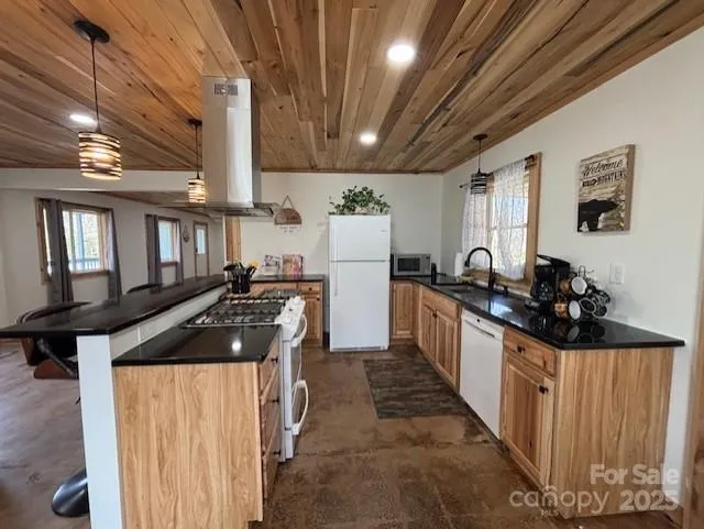 43 Flaming Arrow Drive Whittier, NC 28789
