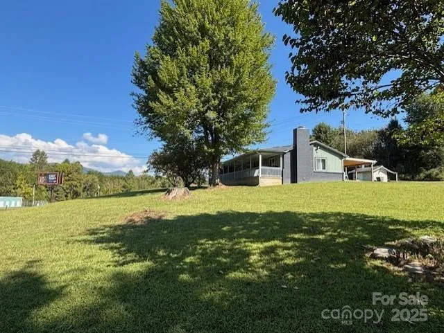 43 Flaming Arrow Drive Whittier, NC 28789