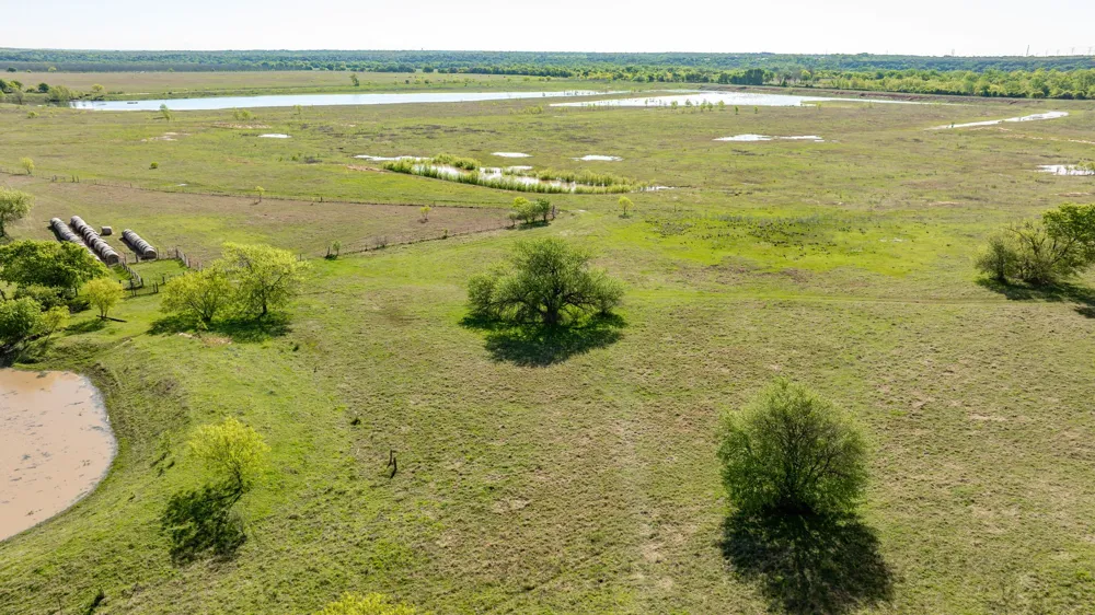 FM 2114 Clifton, TX 76634