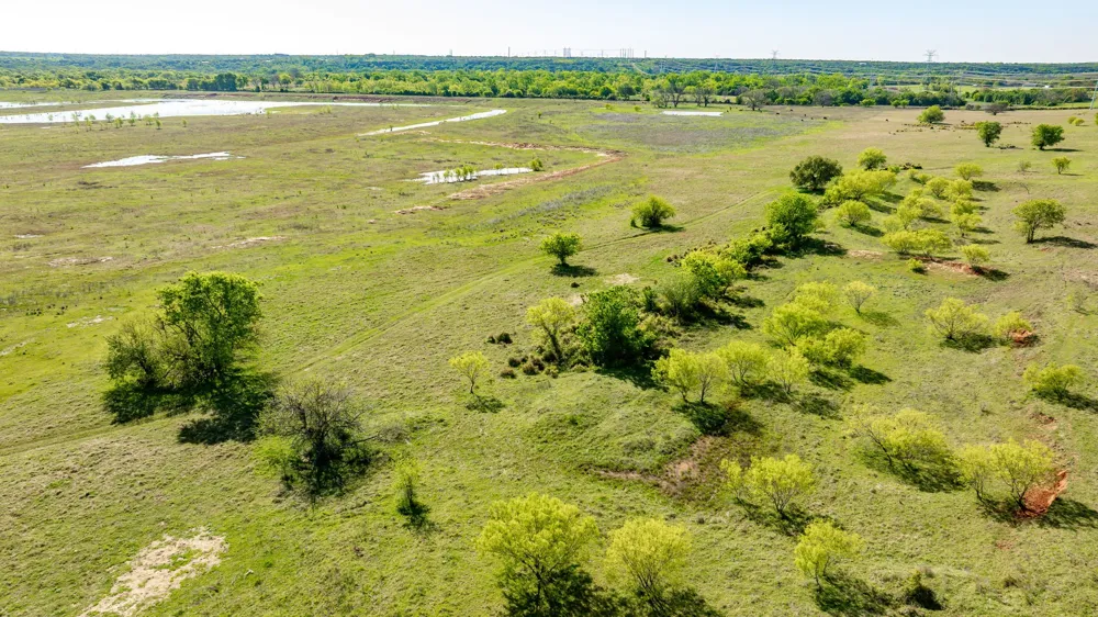 FM 2114 Clifton, TX 76634