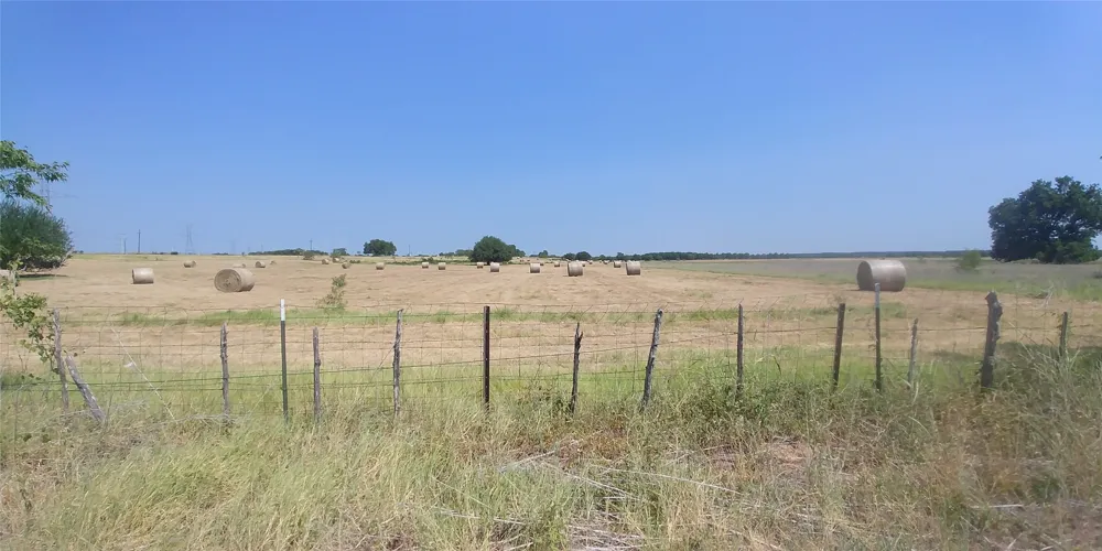 FM 2114 Clifton, TX 76634