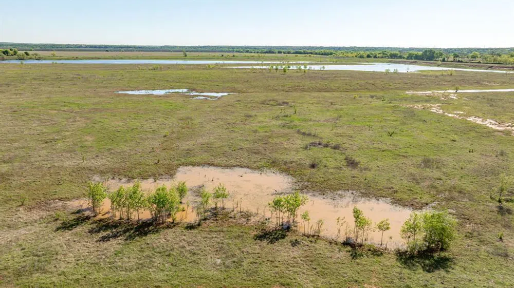 FM 2114 Clifton, TX 76634